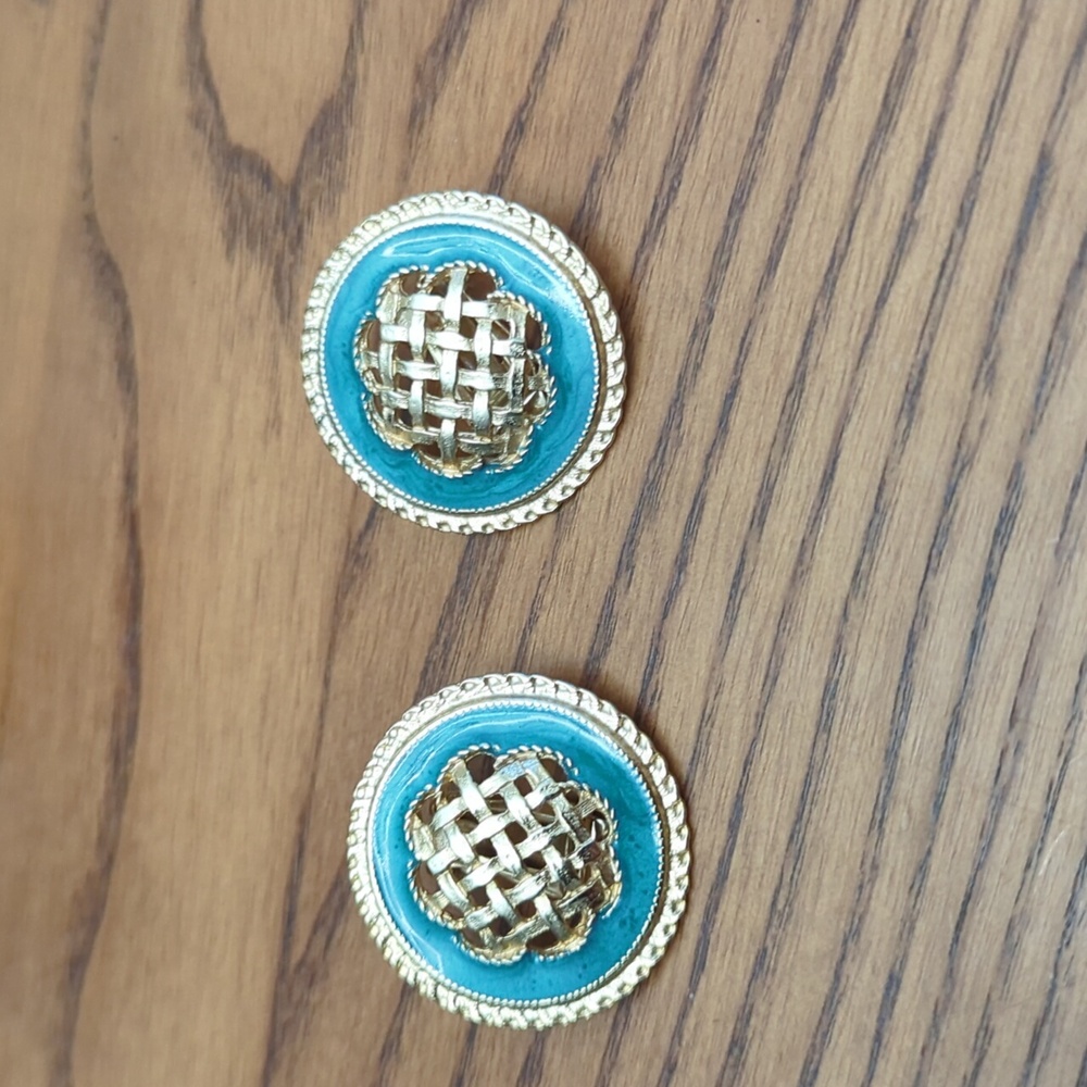 - Weekenders clip on earrings.  Vintage. Gold tone with turquoise e…